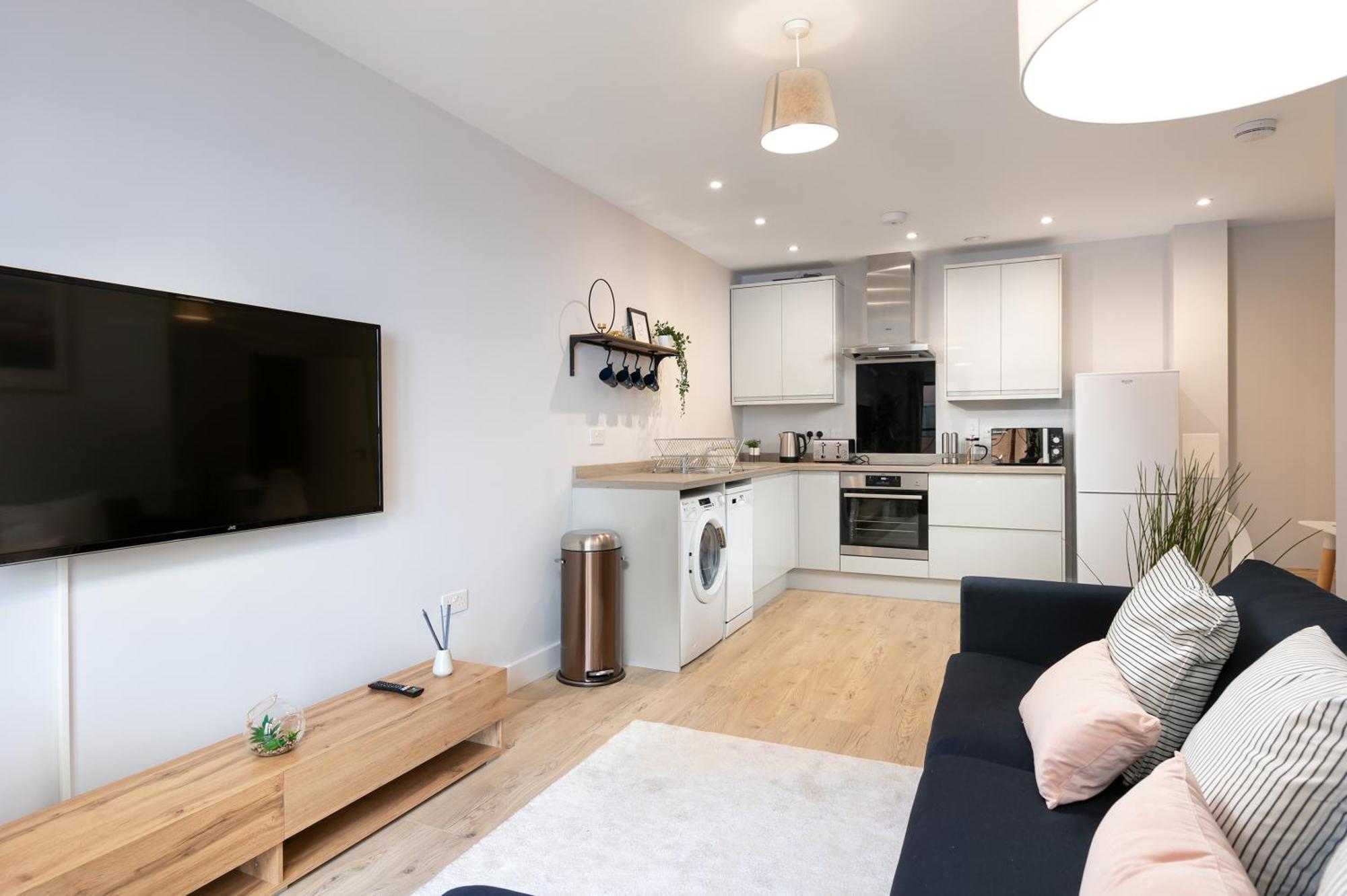 Wesley Gate Apartments - By Hostly Рединг Екстериор снимка